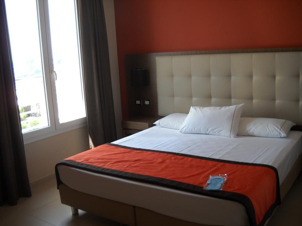 Tiber Hotel